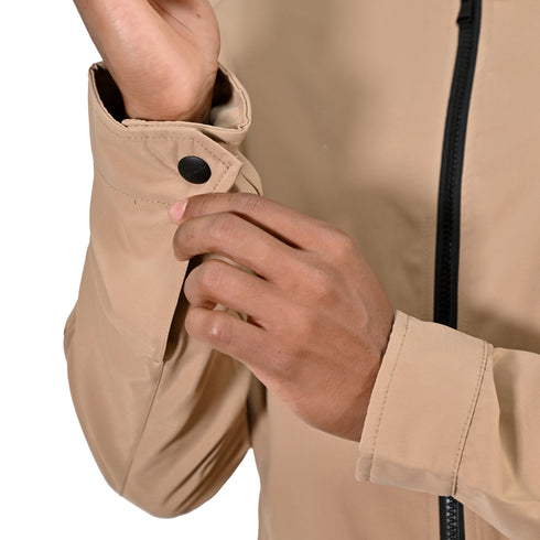 Chamarra Perry Ellis Casual con Cuello Mao en color Kakhi para Caballero.