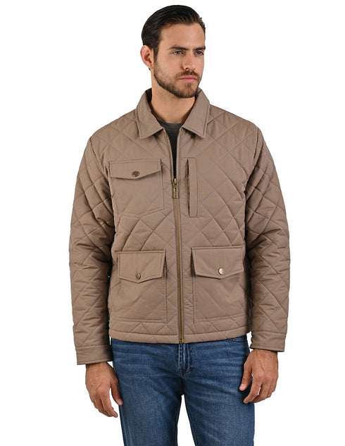 Chamarra WRANGLER para caballero en color cafè claro.